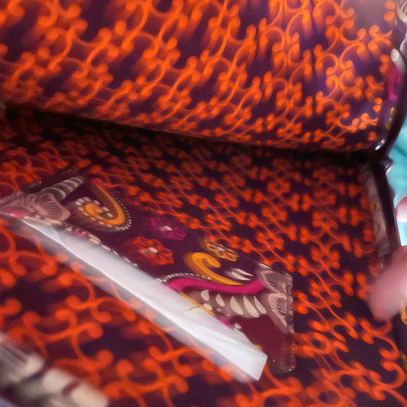 Vera Bradley iPad/Tablet Pouch Case - Picture 2 of 5